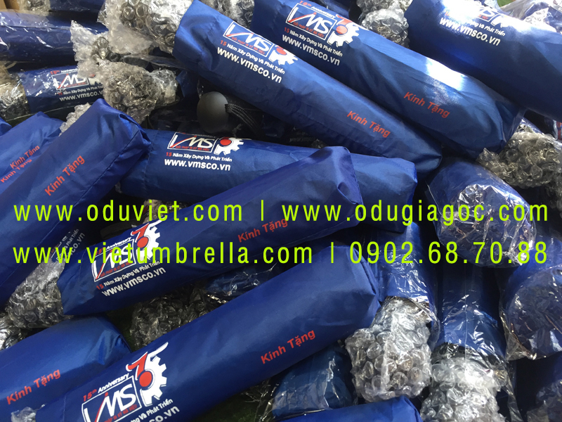 xưởng sản xuất ô dù cầm tay in logo quảng cáo